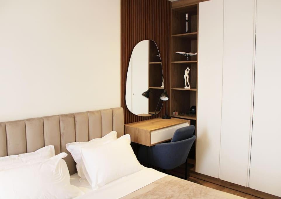 Luxury With King-size Bed And Fast Wi-fi *